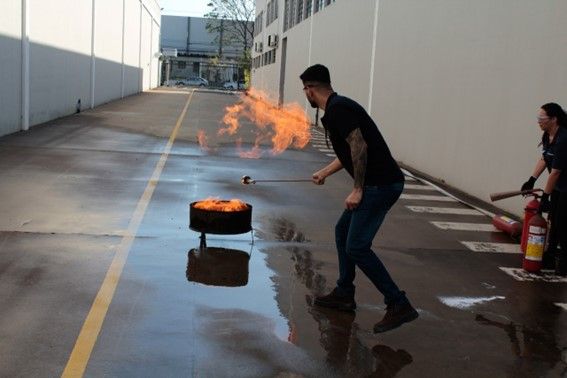 Treinamento de brigada de incêndio